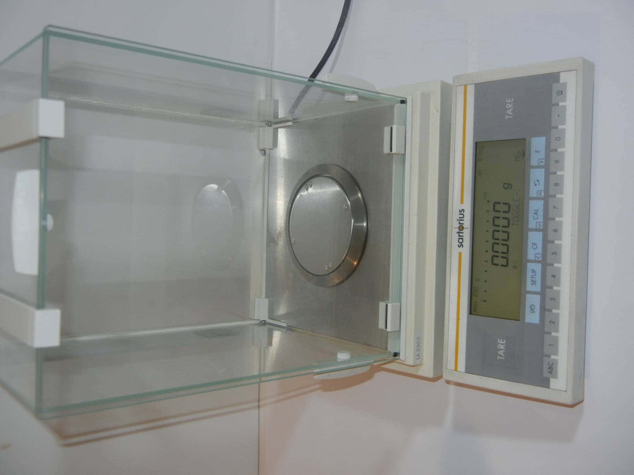 Balance De Précision Sartorius LA230S - Étalonnable, Occasion, Bon état Fonctionnel