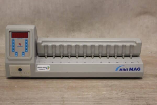 Biomérieux NucliSens miniMAG DNA/RNA Extractor