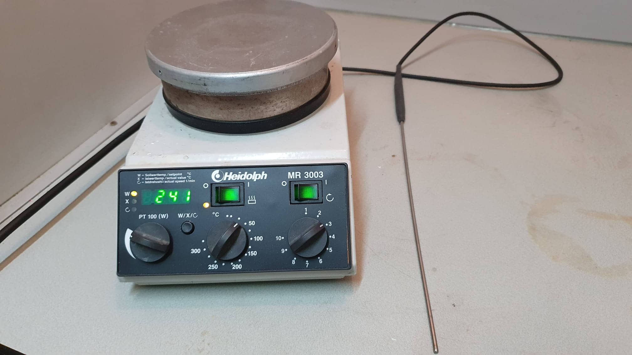 IKA MS2 Vortex Mixer - LabMakelaar Benelux