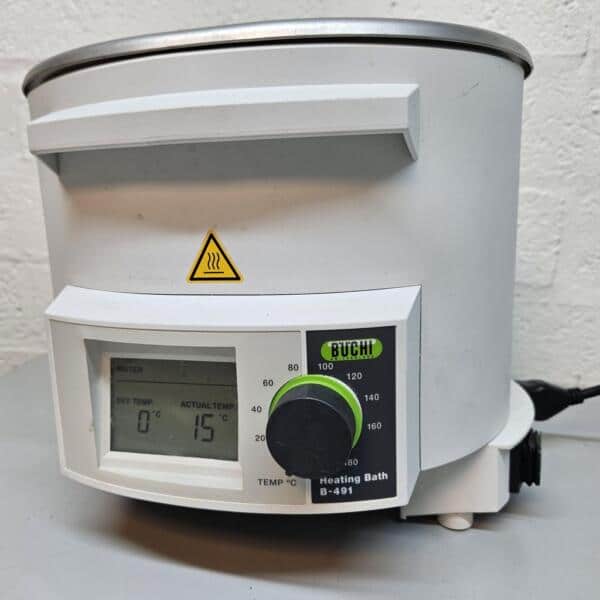 Buchi B-491 digital heating bath with LCD display