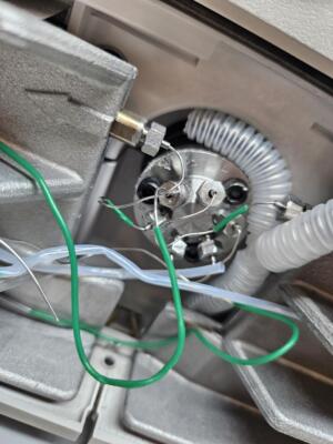 Agilent G1316A Column compartment with switching valve