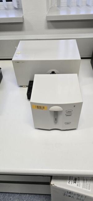 Agilent 8453 Spectrophotometers
