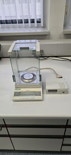 Sartorius Analytical balance BP 211D