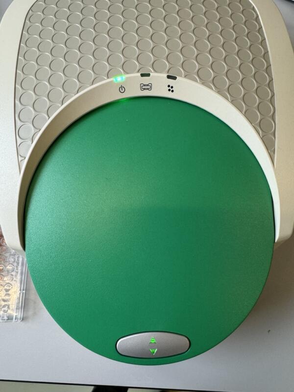 QX200 Droplet Reader