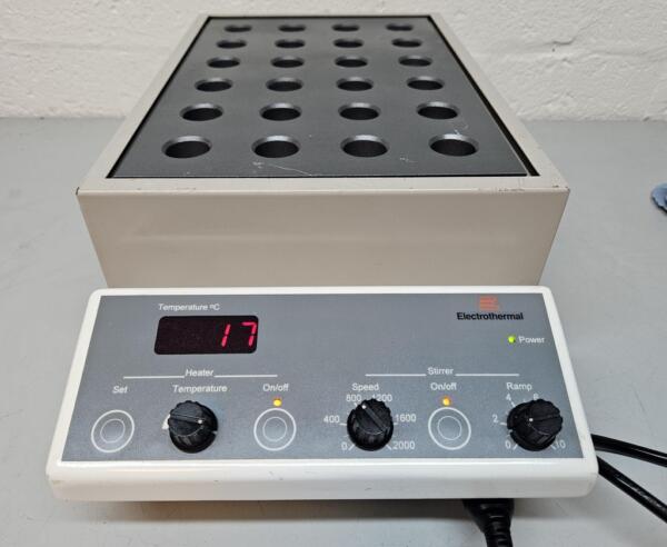 Electrothermal reaction stirring block with heating