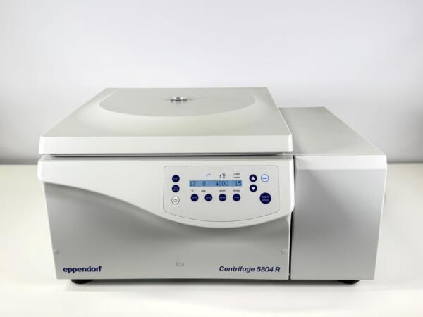 Eppendorf 5804R Refrigerated Centrifuge