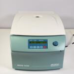 Hettich MIKRO 220R Refrigerated Centrifuge