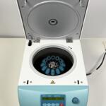 Hettich MIKRO 220R Refrigerated Centrifuge