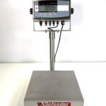 Ohaus Defender 5000 XtremeW Scale