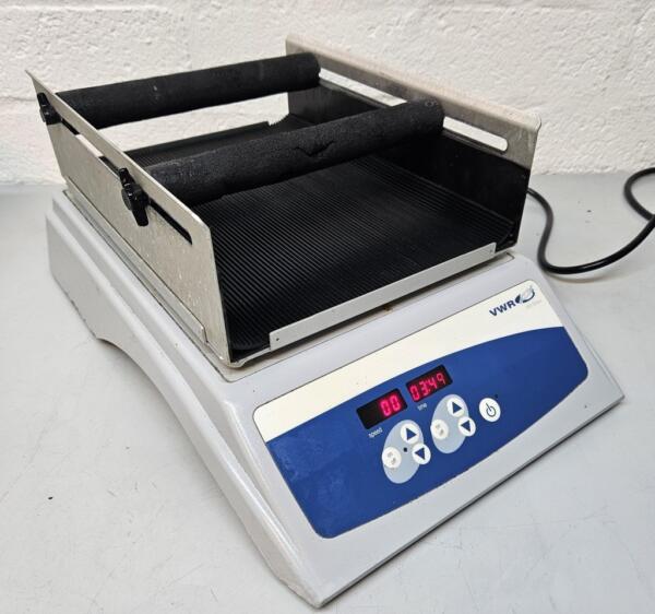 VWR Advanced Mini Shaker 15