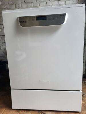 Miele PG8583 Laboratory Dishwasher
