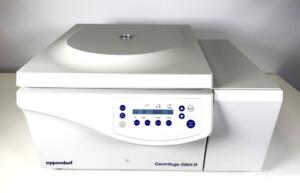 Eppendorf Refrigerated Centrifuge 5804R with F34-6-38 rotor