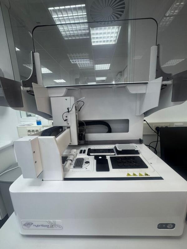 Vitro Master Diagnostica HybriSpot 12 PCR Auto