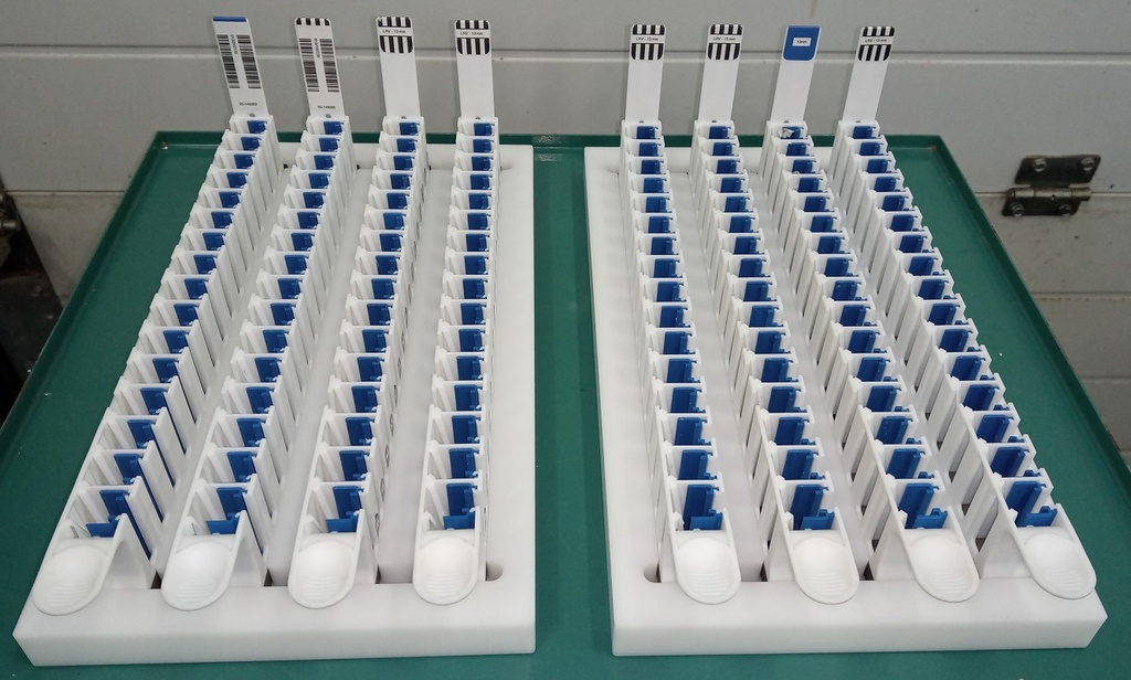 Tecan/Abbott Stripracks - LabMakelaar Benelux