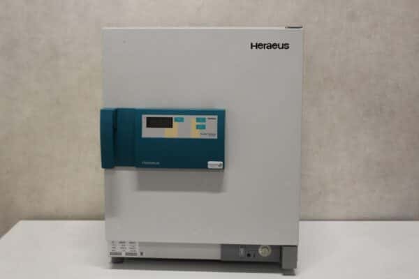 Heraeus Sensor Lab Heraeus B 6 Incubator - LabMakelaar Benelux