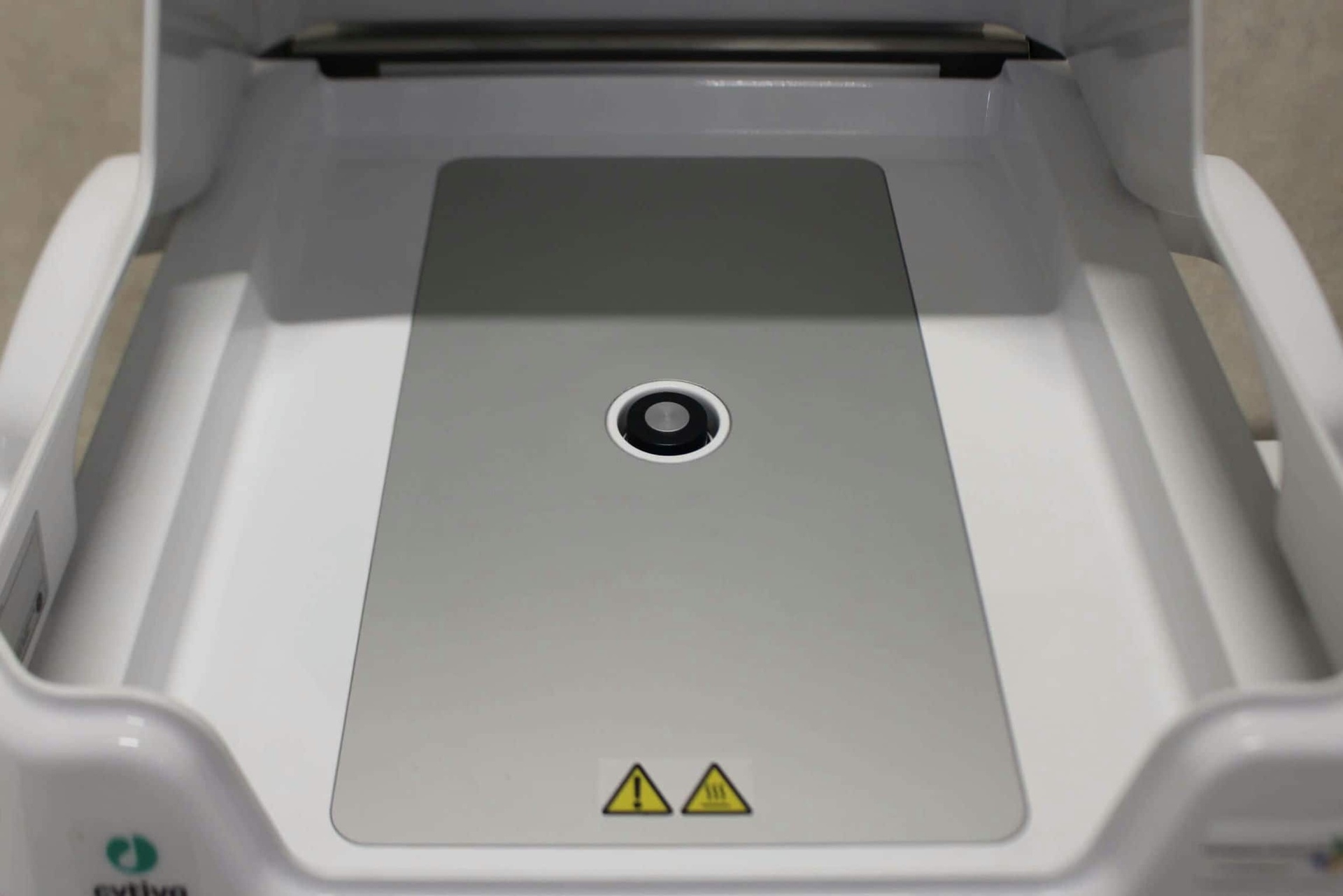 51528-LM-28435-GE-Healthcare-Cytiva-Xuri-W25-Cell-Expansion-Bioreactor-System