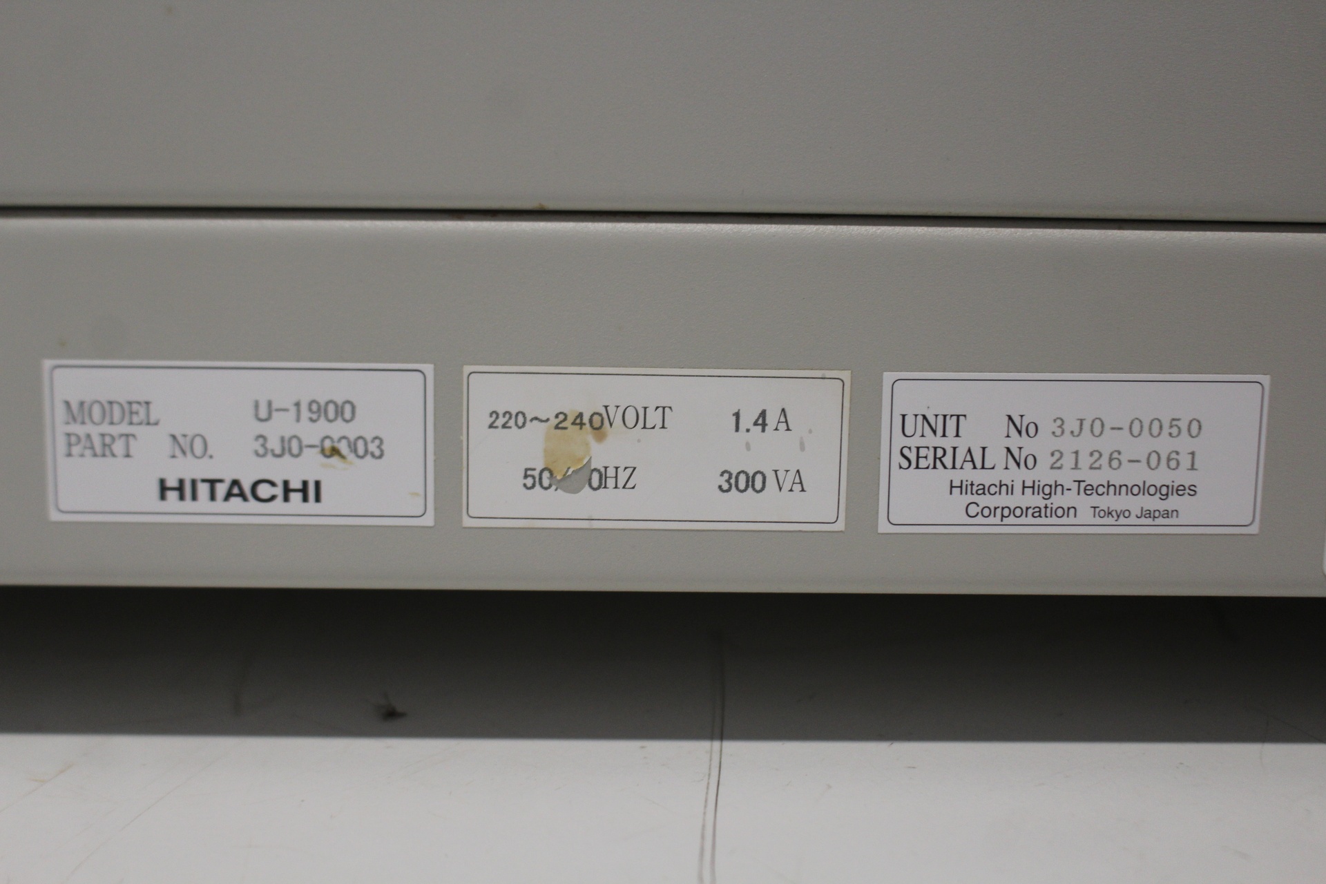 52600-LM-29507-Hitachi-U-1900-UV-Vis-Spectrophotometer-3