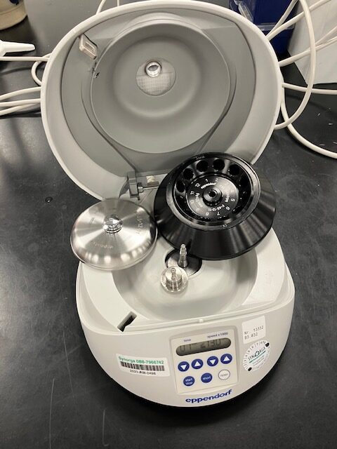 53025-EXT-29932-Eppendorf-Mini-Spin-Plus-Centrifuge-2