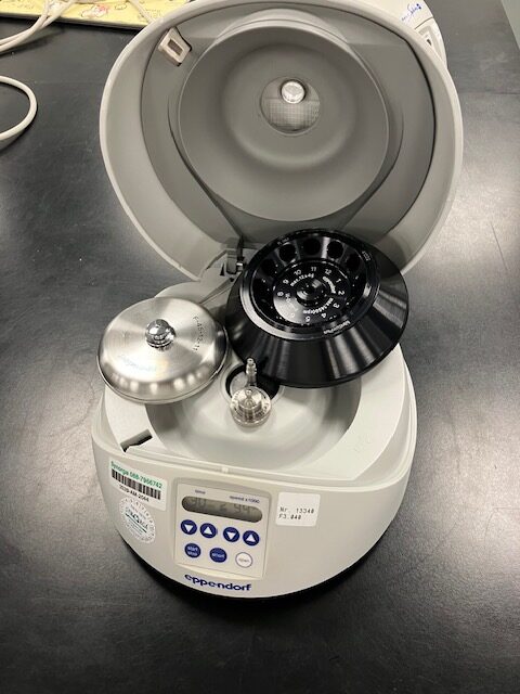 53030-EXT-29937-Eppendorf-Mini-Spin-Plus-Centrifuge-1