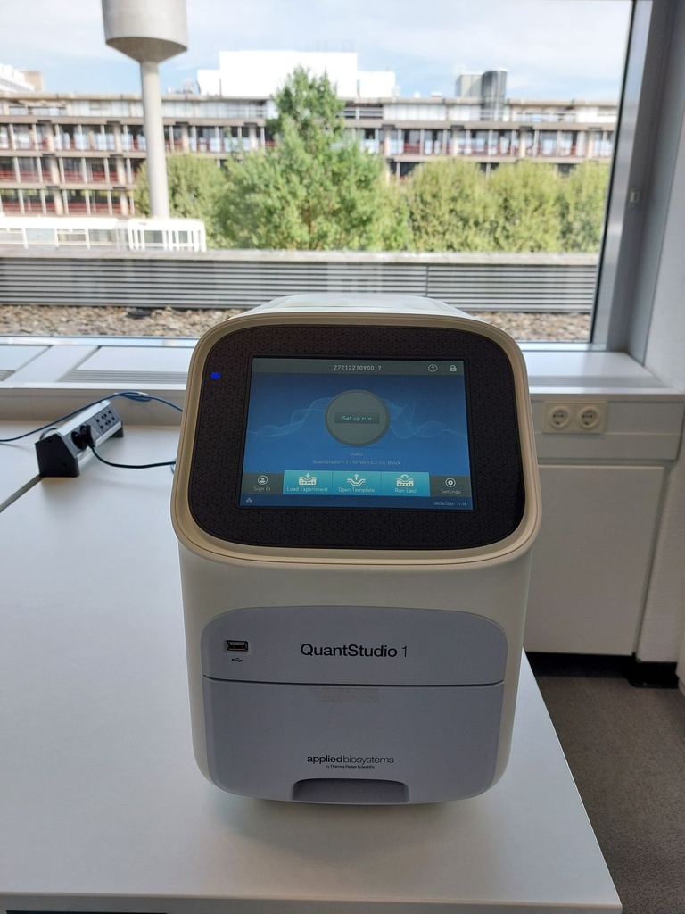 53056-EXT-29963-QuantStudio-1-Real-Time-PCR-Instrument-96-Well-0-2ml-Block-1-1