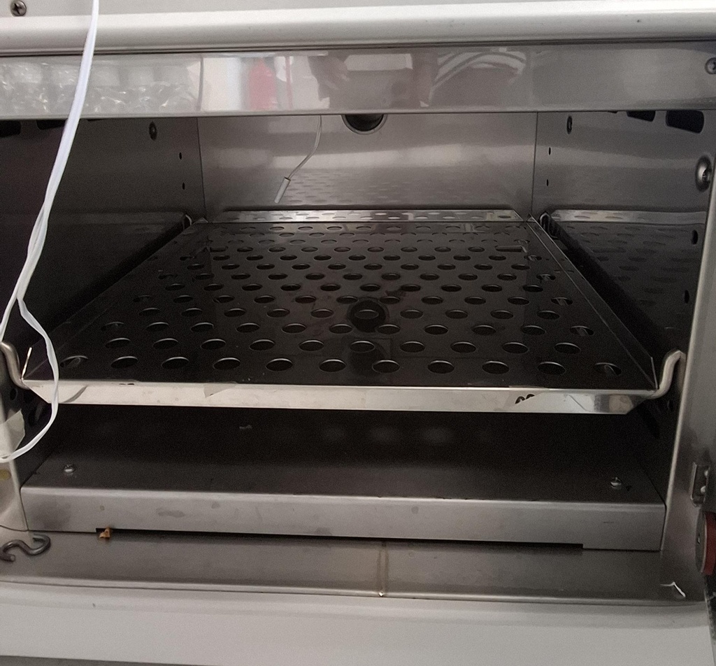 53107-EXT-30014-Heraeus-B-6030-Incubator-2