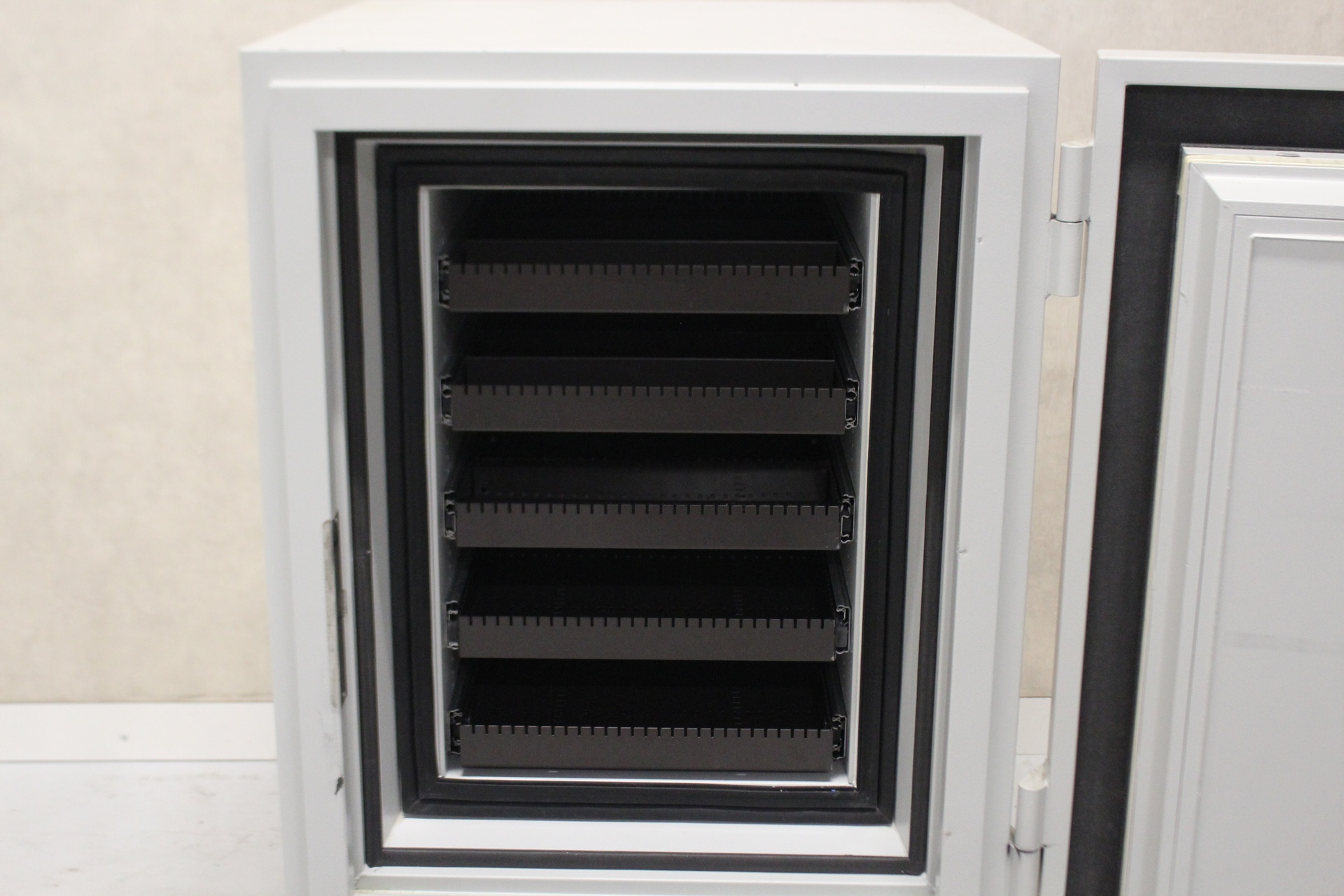 52930-LM-29837-Lampertz-S12-Safe-1